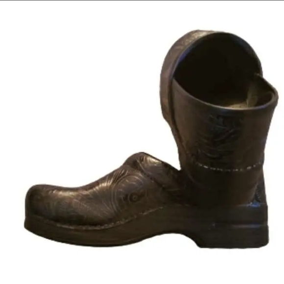 Dansko Professional Clogs - Picture 2 of 4